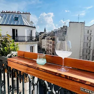 suite-vue-montmartre-balcon.fr-paris.fr/